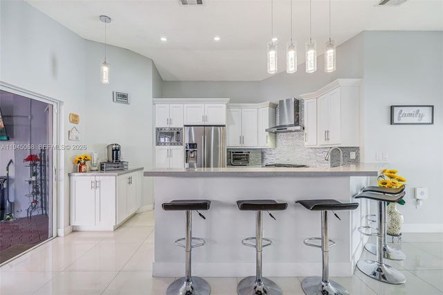 9526 SW 155th Ave, Miami, FL 33196