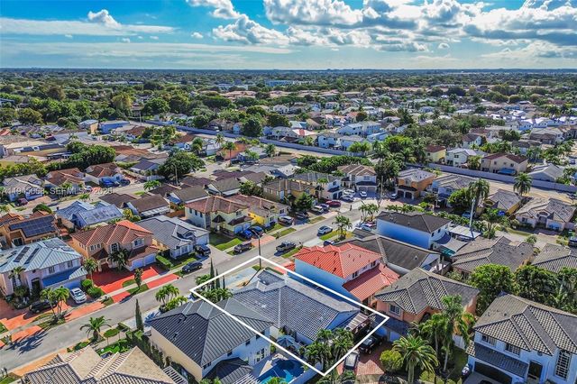 9526 SW 155th Ave, Miami, FL 33196