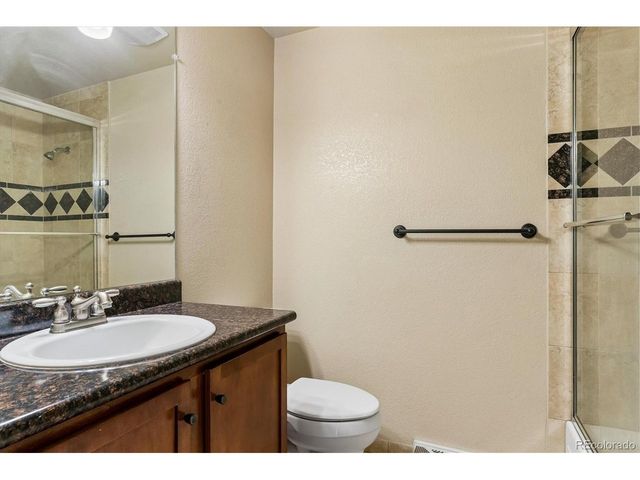 1415 S Zang St, Lakewood, CO 80228