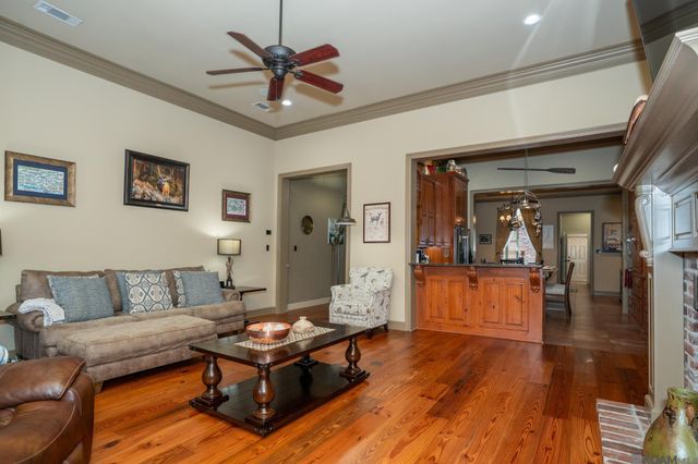 21123 Waterfront East Dr, Maurepas, LA 70449