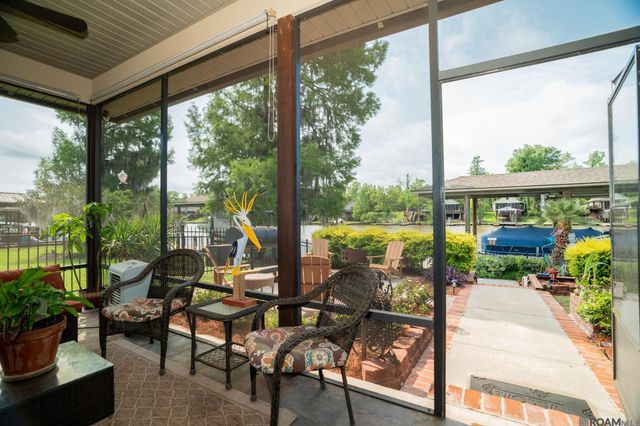 21123 Waterfront East Dr, Maurepas, LA 70449