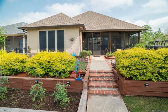 21123 Waterfront East Dr, Maurepas, LA 70449