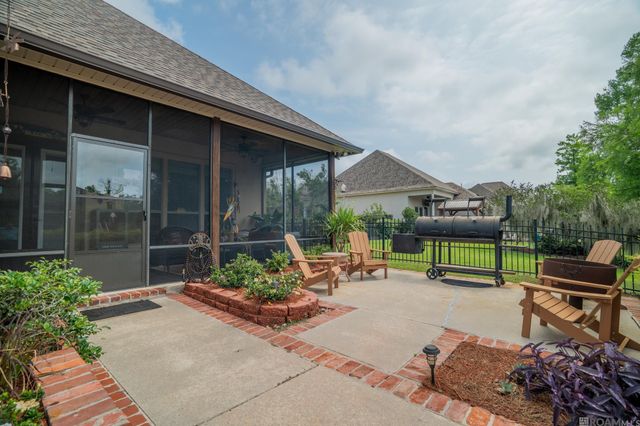 21123 Waterfront East Dr, Maurepas, LA 70449