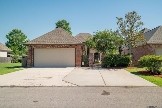 21123 Waterfront East Dr, Maurepas, LA 70449