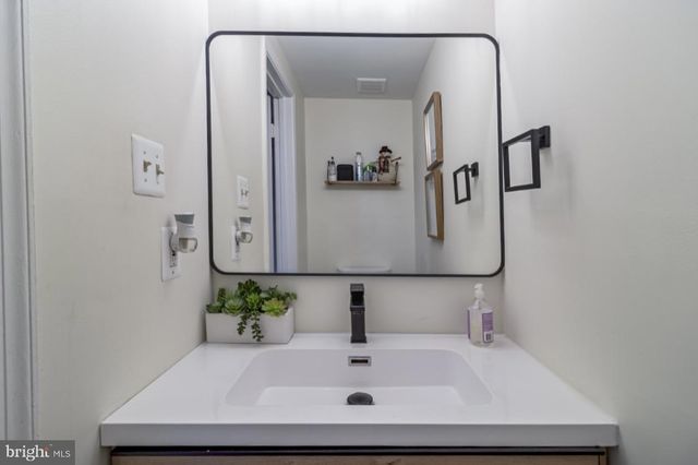 3135 BRINKLEY STATION DR, Temple Hills, MD 20748