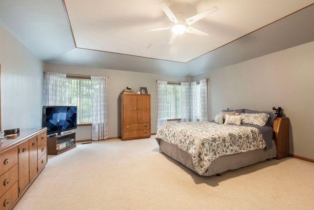 556 Prescott Lane, Gurnee, IL 60031