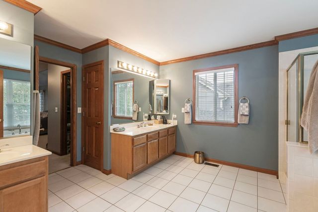 556 Prescott Lane, Gurnee, IL 60031