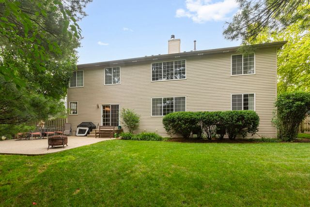 556 Prescott Lane, Gurnee, IL 60031
