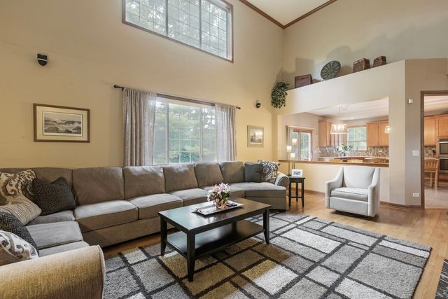 556 Prescott Lane, Gurnee, IL 60031
