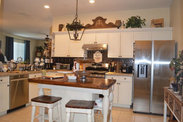 30114 EMMETTS COURT, Wesley Chapel, FL 33543