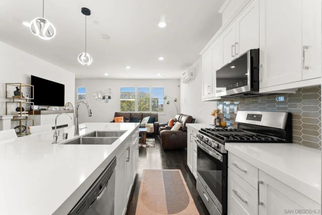 1983 Elevate Way, Chula Vista, CA 91915