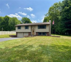 3438 Warren Meadville Road, Cortland, OH 44410