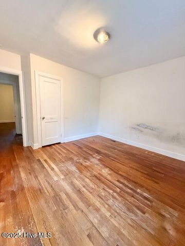 102 Keller Court, Jacksonville, NC 28540