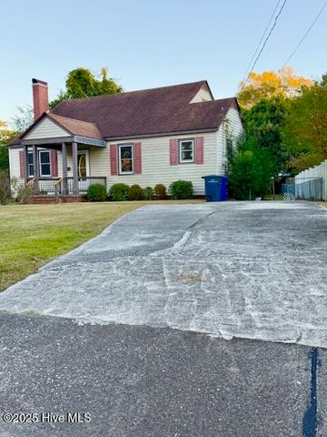 102 Keller Court, Jacksonville, NC 28540