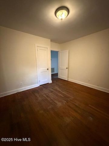 102 Keller Court, Jacksonville, NC 28540