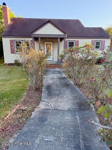 102 Keller Court, Jacksonville, NC 28540