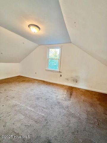 102 Keller Court, Jacksonville, NC 28540