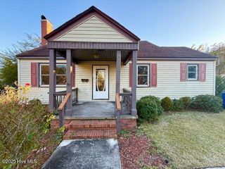 102 Keller Court, Jacksonville, NC 28540