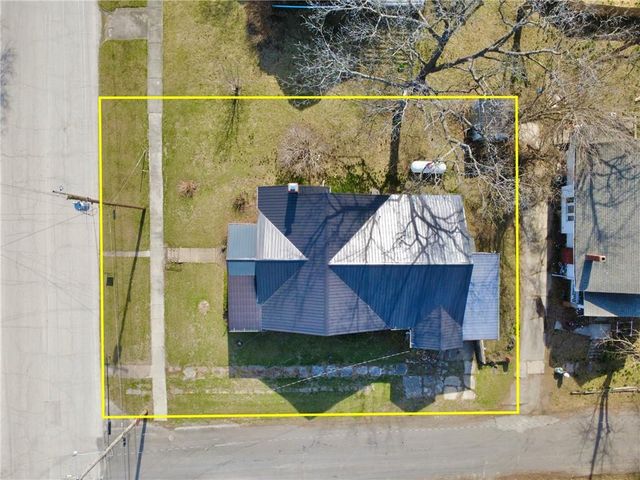 162 E 7th Street, Trenton, MO 64683