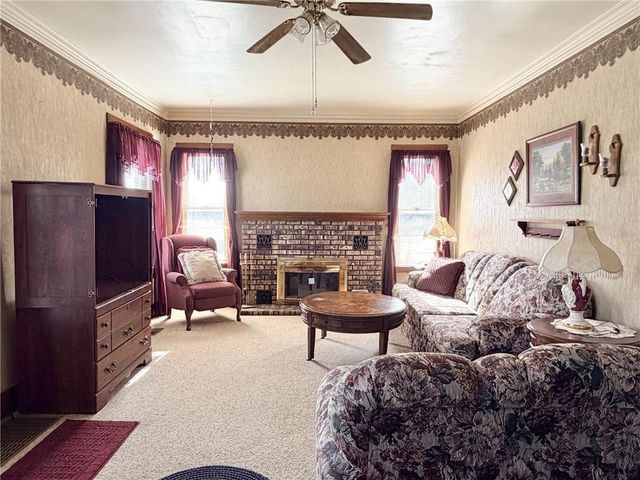 162 E 7th Street, Trenton, MO 64683