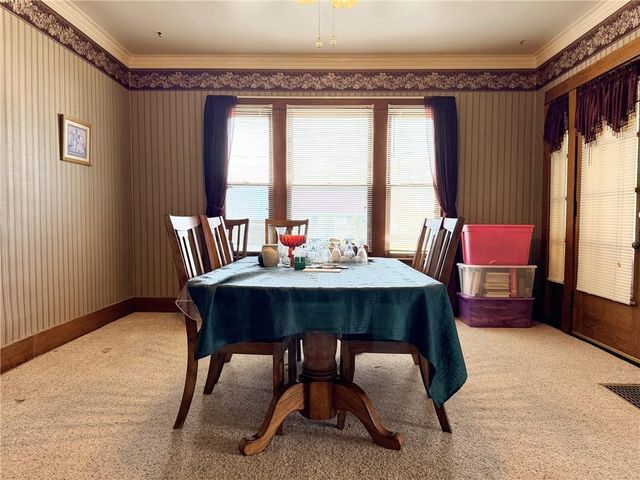 162 E 7th Street, Trenton, MO 64683