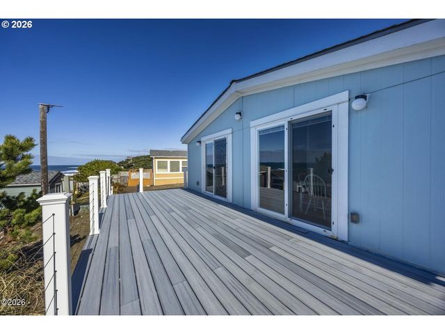 4875 N HIGHWAY 101 19, Depoe Bay, OR 97341