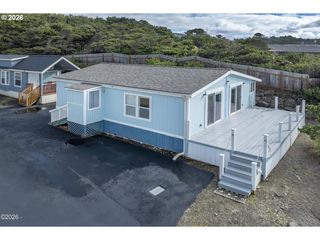 4875 N HIGHWAY 101 19, Depoe Bay, OR 97341
