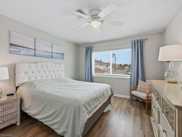 438 Bristle Cone LN 20, Naples, FL 34113