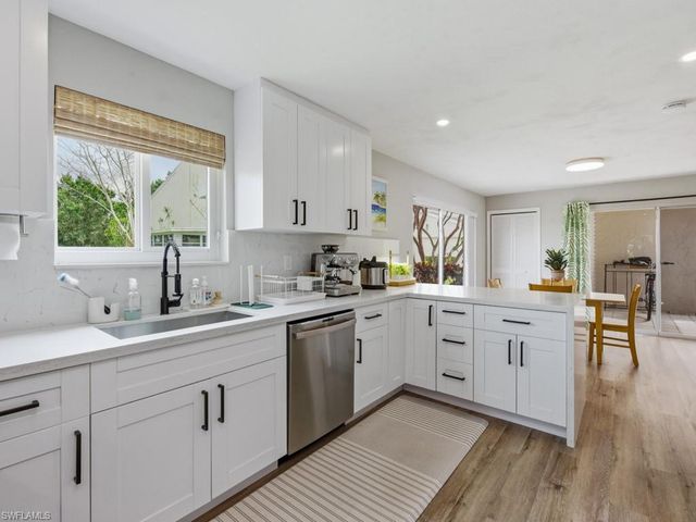 438 Bristle Cone LN 20, Naples, FL 34113