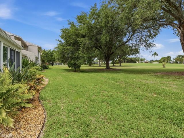 438 Bristle Cone LN 20, Naples, FL 34113