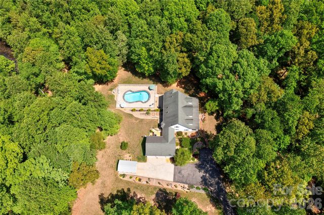 3721 Harris Creek Road, Lawndale, NC 28090