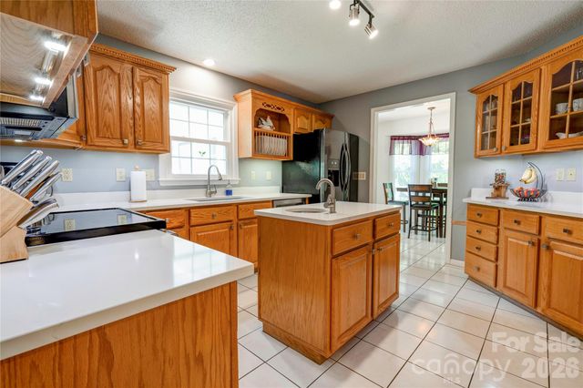 3721 Harris Creek Road, Lawndale, NC 28090