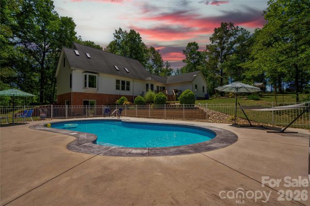 3721 Harris Creek Road, Lawndale, NC 28090