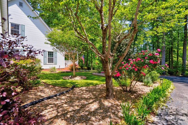 3721 Harris Creek Road, Lawndale, NC 28090