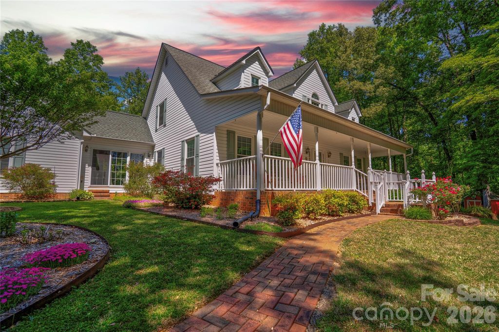 3721 Harris Creek Road, Lawndale, NC 28090