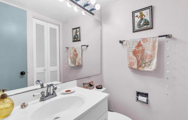 2000 Coco Plum Dr Apt 603, Marathon, FL 33050