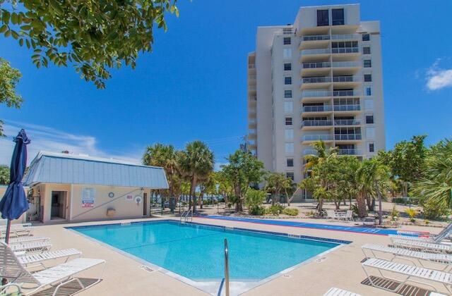 2000 Coco Plum Dr Apt 603, Marathon, FL 33050