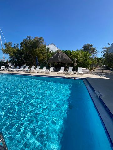 2000 Coco Plum Dr Apt 603, Marathon, FL 33050