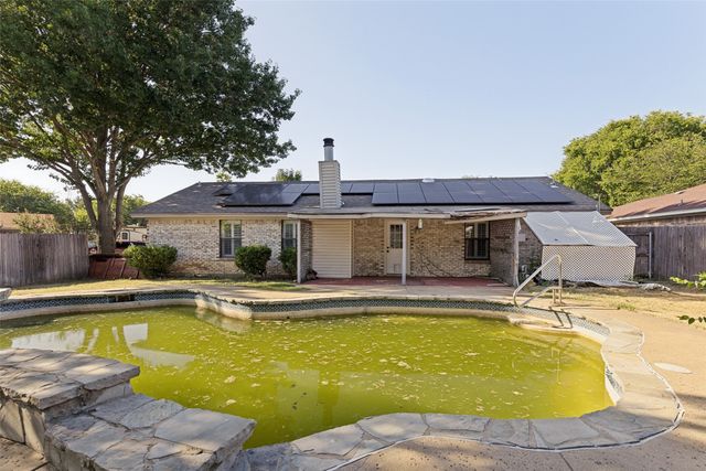 704 Short Street, Saginaw, TX 76179