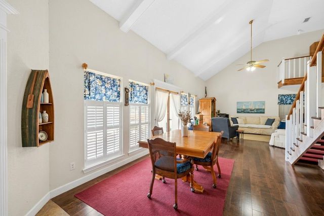 16610 Bahama Way, Jamaica Beach, TX 77554