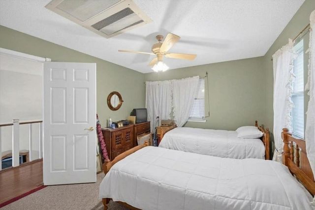 16610 Bahama Way, Jamaica Beach, TX 77554