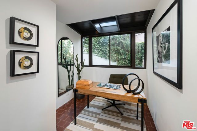 2965 Passmore Drive, Los Angeles, CA 90068