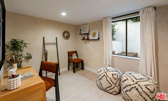 2965 Passmore Drive, Los Angeles, CA 90068