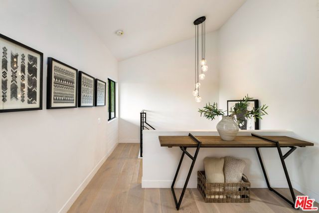 2965 Passmore Drive, Los Angeles, CA 90068