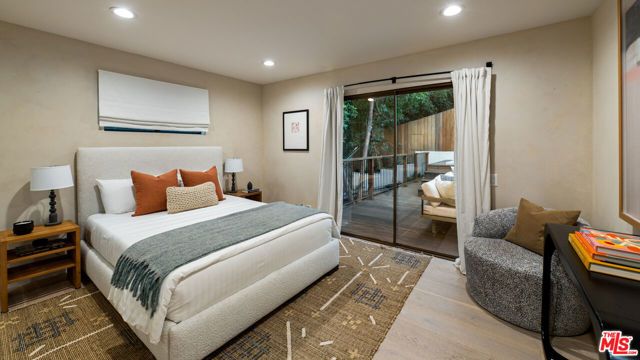 2965 Passmore Drive, Los Angeles, CA 90068