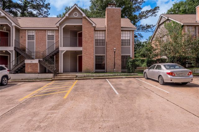 2401 Sycamore Avenue C2, Huntsville, TX 77340