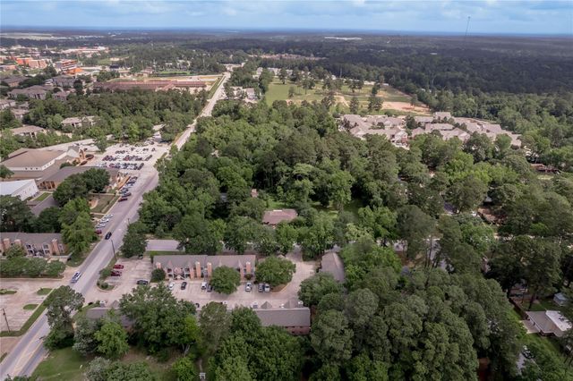 2401 Sycamore Avenue C2, Huntsville, TX 77340
