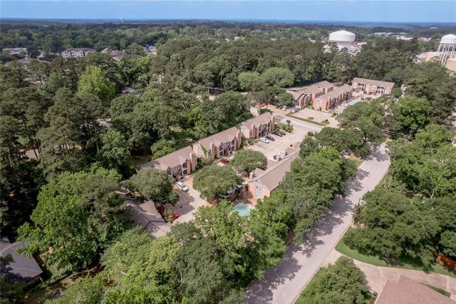 2401 Sycamore Avenue C2, Huntsville, TX 77340