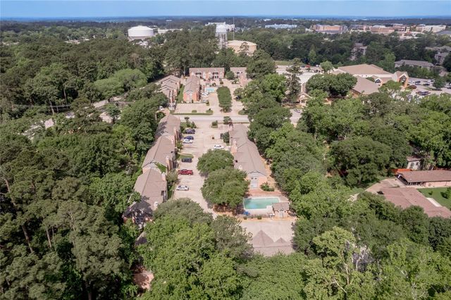 2401 Sycamore Avenue C2, Huntsville, TX 77340