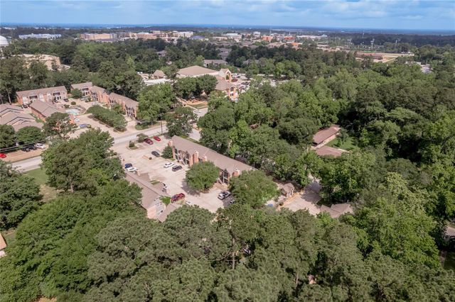 2401 Sycamore Avenue C2, Huntsville, TX 77340